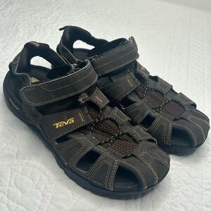 Teva Forebay Hiking Fishing Sandals Men’s Size 9 Brown